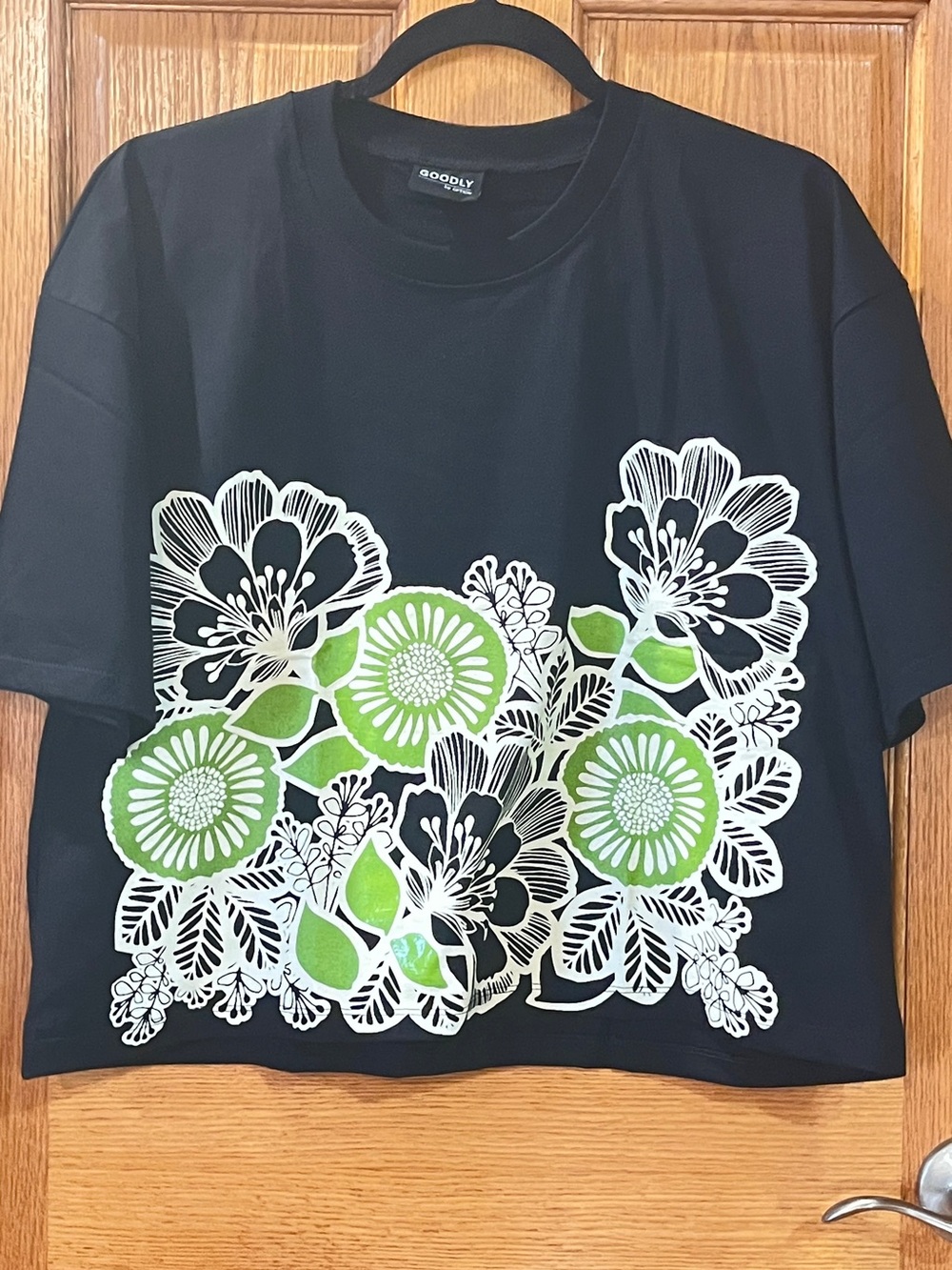 Black Cropped Floral Graphic Tee with Green Accents